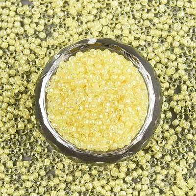 8/0 Glass Seed Beads SEED-A015-3mm-2215-1