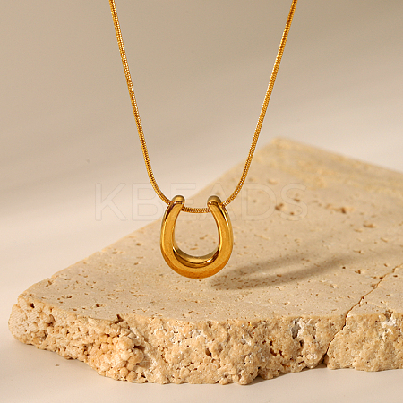 Stylish 304 Stainless Steel U-shaped Horseshoe Pendant Round Snake Chain Necklaces for Women LS-LH2412-1