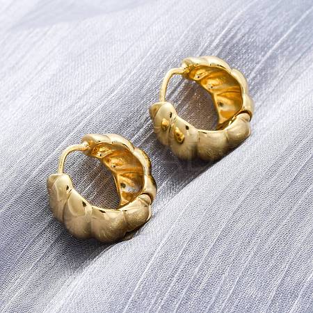 Rack Plating Brass Croissant Hoop Earrings for Women LS-EJEW-G342-09G-1