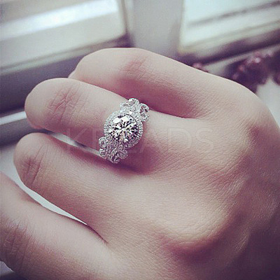 Flat Round Brass Micro Pave Clear Cubic Zirconia Finger Rings for Women FS-WG22049-01-1
