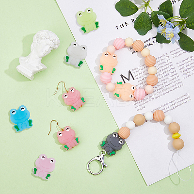 16Pcs 8 Colors Frog Luminous Food Grade Eco-Friendly Silicone Focal Beads SIL-DC0001-21-1