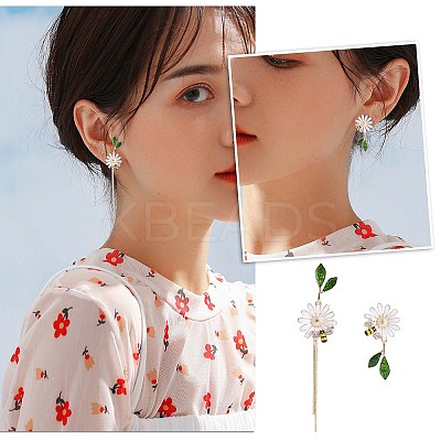 Daisy & Bee Enamel Asymmetric Earrings JE963A-1