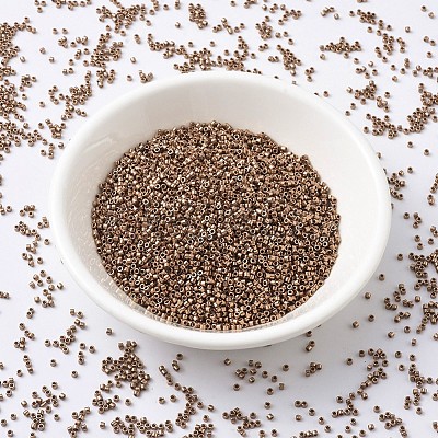 MIYUKI Delica Beads SEED-J020-DB0040-1