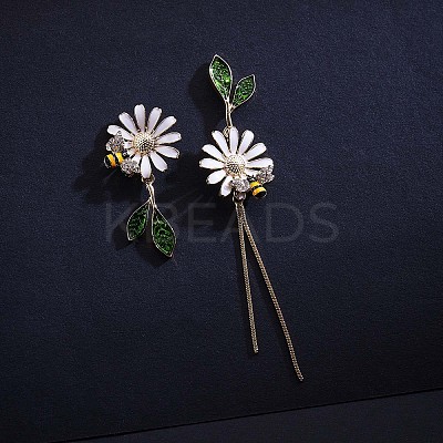 Daisy & Bee Enamel Asymmetric Earrings JE963A-1