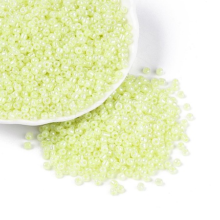 8/0 Glass Seed Beads X-SEED-A011-3mm-152-1