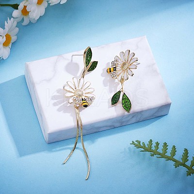 Daisy & Bee Enamel Asymmetric Earrings JE963A-1