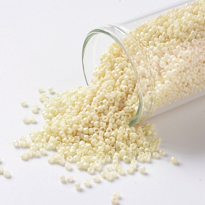 TOHO Round Seed Beads SEED-XTR15-0762-1