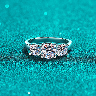 Rhodium Plated 925 Sterling Silver Pave 8.2x4.9mm Moissanite Finger Rings WG3C802-09-1