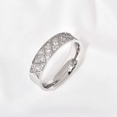 304 Stainless Steel with Clear Cubic Zirconia Finger Rings FS-WG2FC1C-06-1