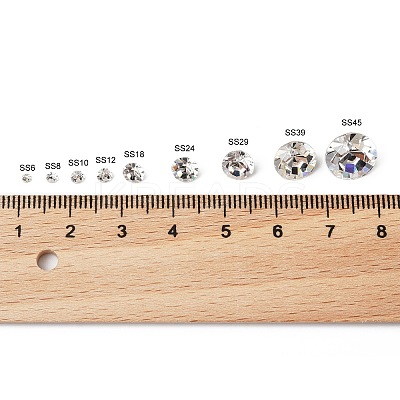 Preciosa® MAXIMA Crystal Round Stones Y-PRC-RBSS18-70350-1