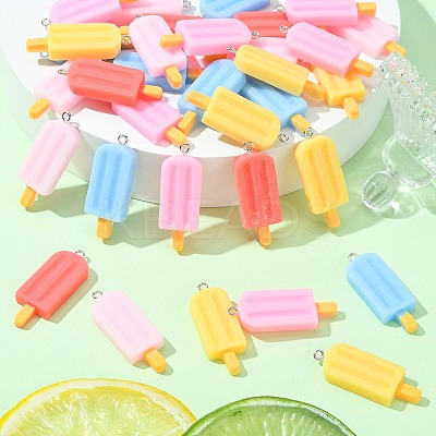 40Pcs 5 Colors Opaque Resin Pendants RESI-CJ0002-99-1