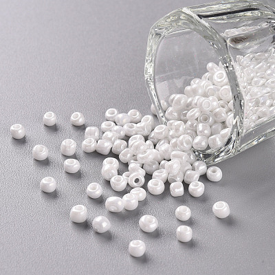 8/0 Glass Seed Beads SEED-US0003-3mm-121-1