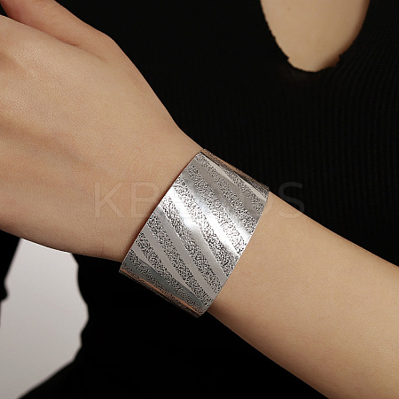 Iron Cuff Bangles for Women FS-WG8E476-04-1
