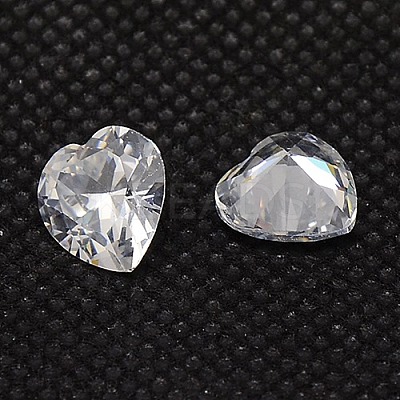 10PCS Clear Grade A Heart Cubic Zirconia Pointed Back Cabochons X-ZIRC-M005-6mm-007-1