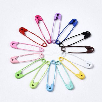 Spray Painted Iron Safety Pins X-IFIN-T017-02-1