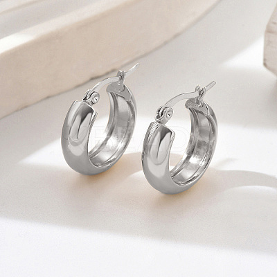 Minimalist European and American Style 201 Stainless Steel Glossy Hoop Earrings for Women PD5223-1