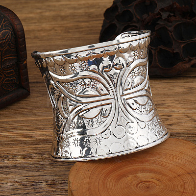 Alloy Cuff Bangles for Women FS-WGEED29-05-1