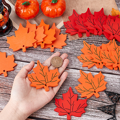 18Pcs 3 Colors Autumn Spray Painted Wood Big Pendants WOOD-GA0001-53-1